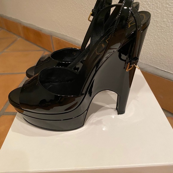 Yves Saint Laurent Shoes - Saint Laurent black patent platform